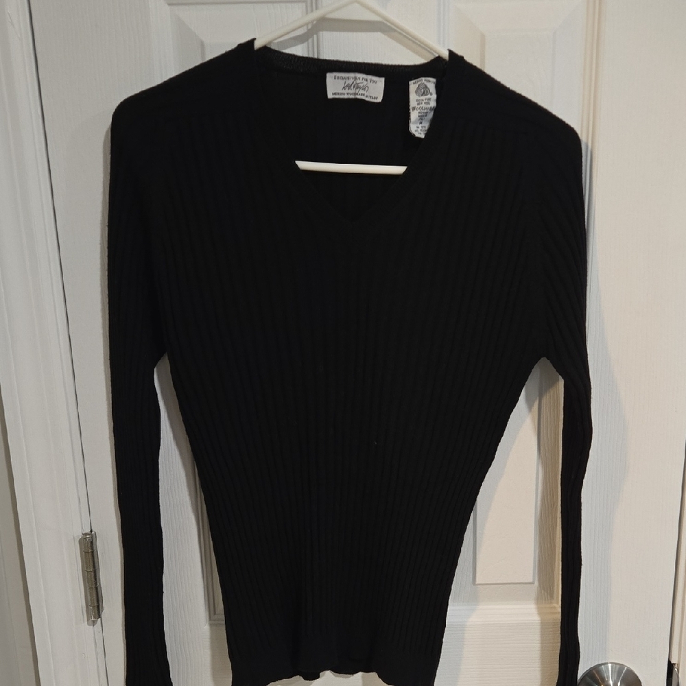 Lord & Taylor Black Ribbed V-Neck Sweater